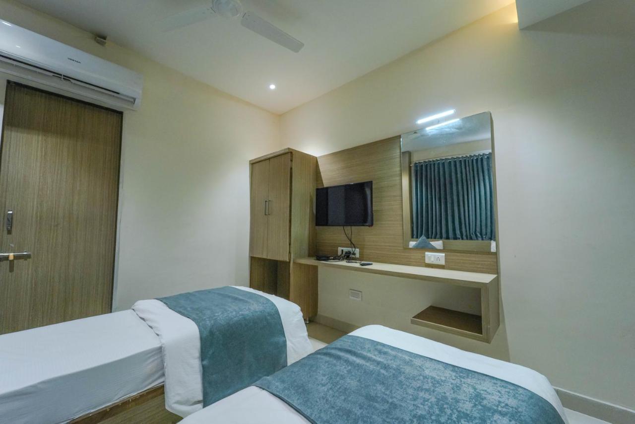 Hotel New Empire أحمد أباد المظهر الخارجي الصورة